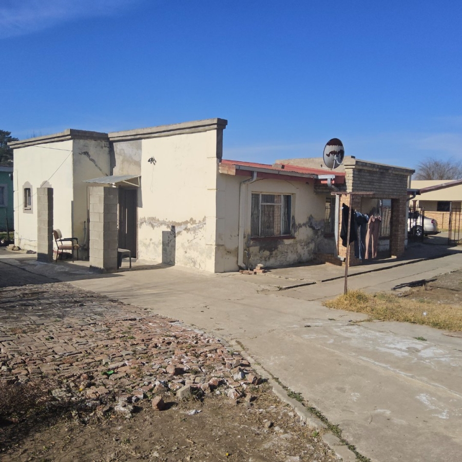 3 Bedroom Property for Sale in Manyatseng Free State